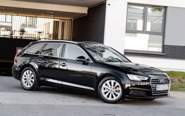 AUDI A4 2.0 TDI S tronic