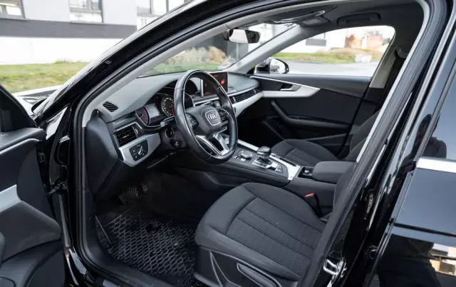 AUDI A4 2.0 TDI S tronic