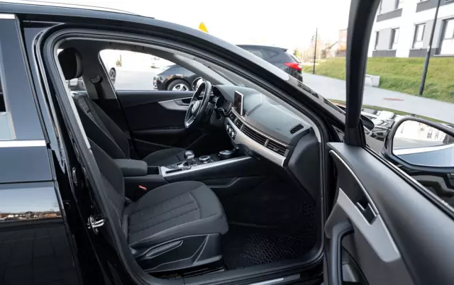 AUDI A4 2.0 TDI S tronic
