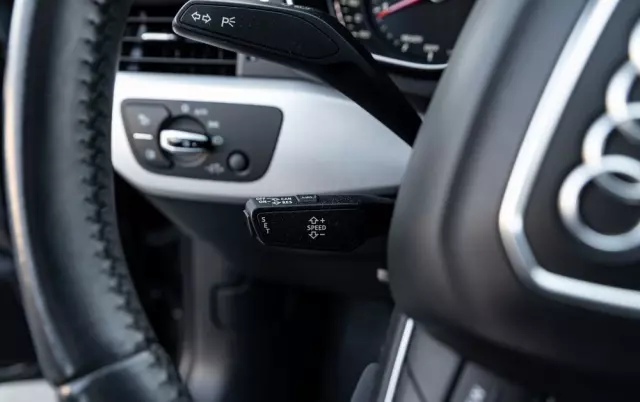 AUDI A4 2.0 TDI S tronic