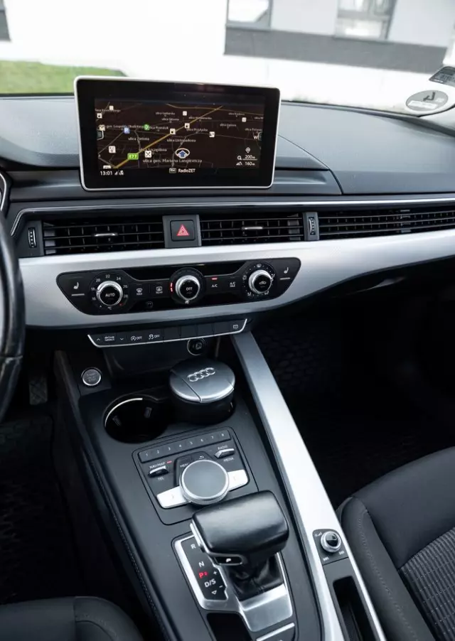 AUDI A4 2.0 TDI S tronic