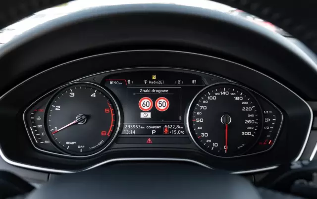 AUDI A4 2.0 TDI S tronic