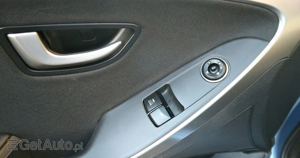 HYUNDAI I30 1.4 Advantage