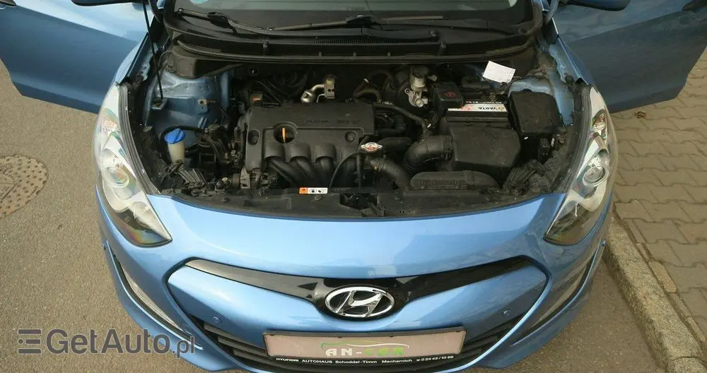 HYUNDAI I30 1.4 Advantage