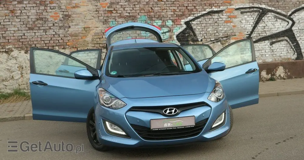 HYUNDAI I30 1.4 Advantage