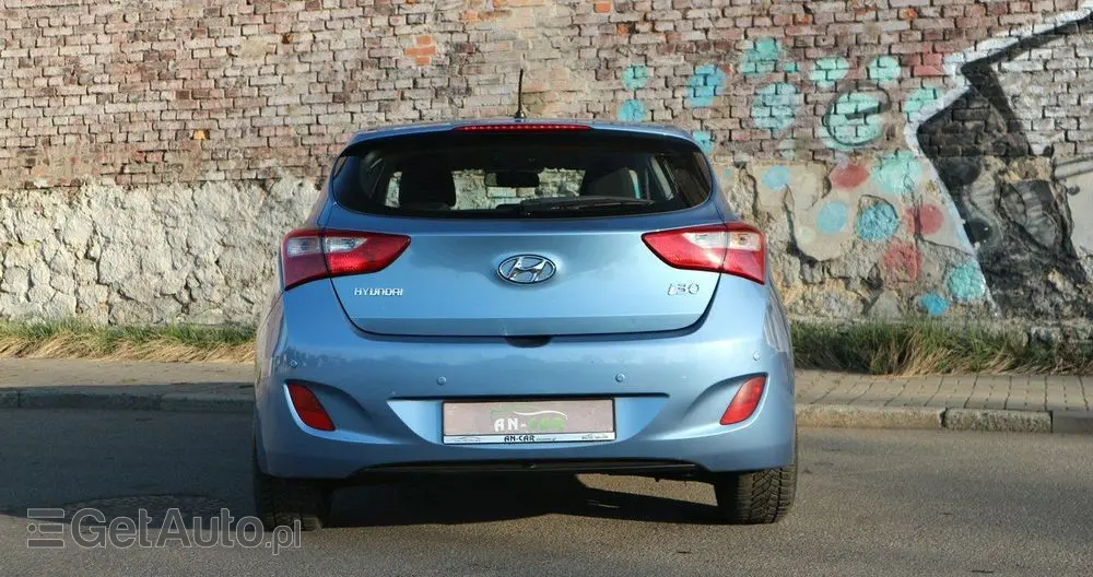 HYUNDAI I30 1.4 Advantage