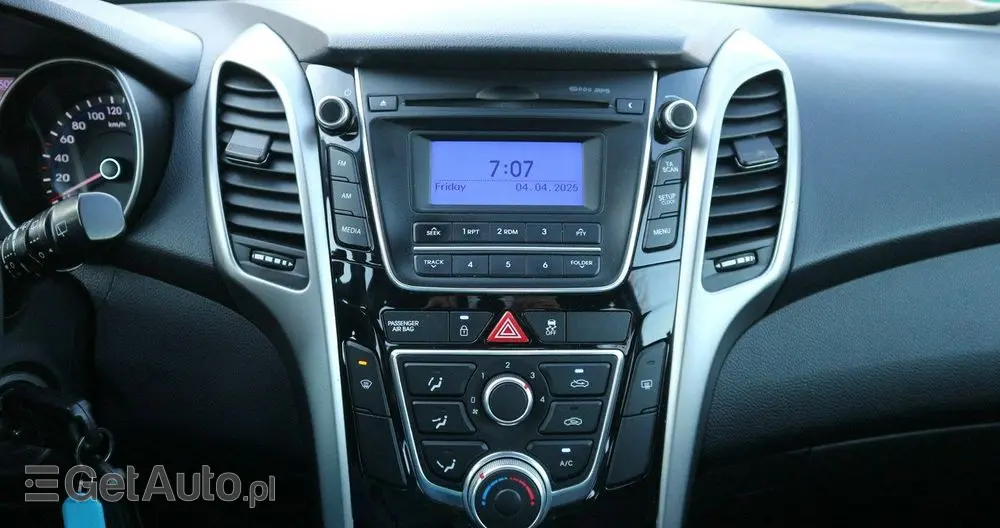 HYUNDAI I30 1.4 Advantage