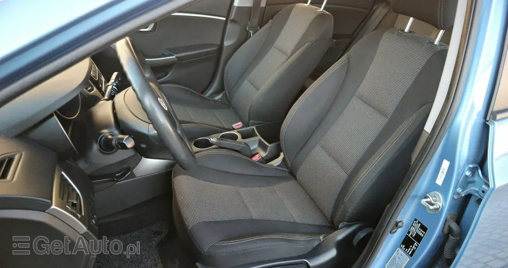 HYUNDAI I30 1.4 Advantage