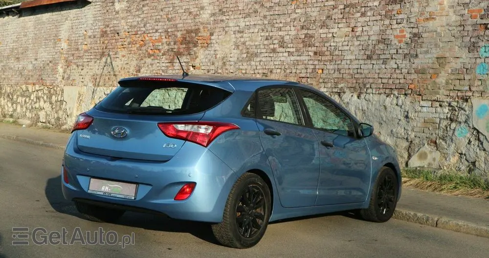 HYUNDAI I30 1.4 Advantage