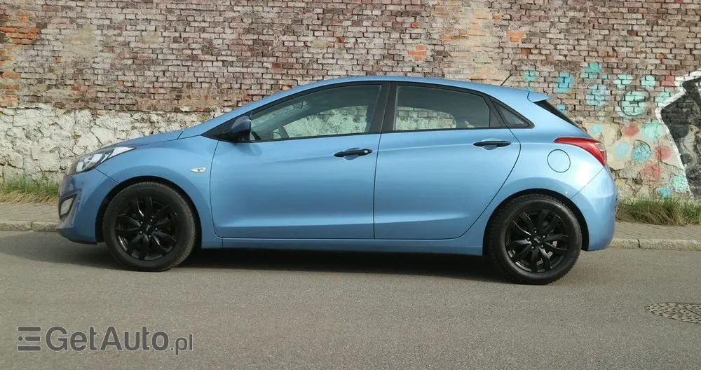 HYUNDAI I30 1.4 Advantage