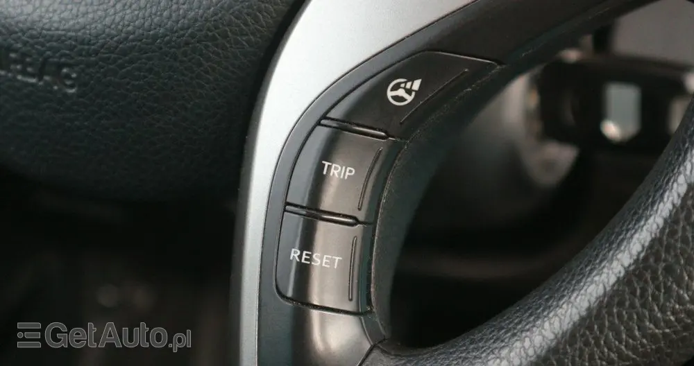 HYUNDAI I30 1.4 Advantage