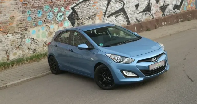 HYUNDAI I30 1.4 Advantage