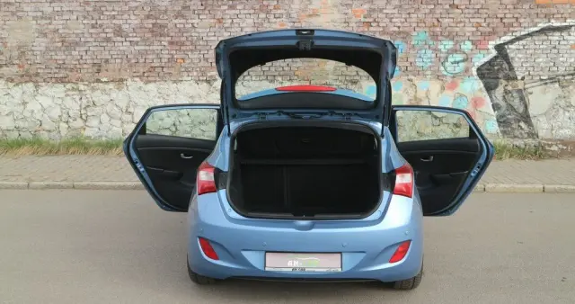 HYUNDAI I30 1.4 Advantage