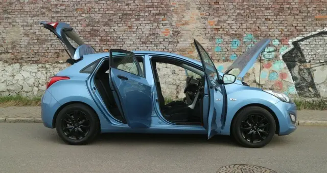 HYUNDAI I30 1.4 Advantage