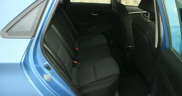 HYUNDAI I30 1.4 Advantage