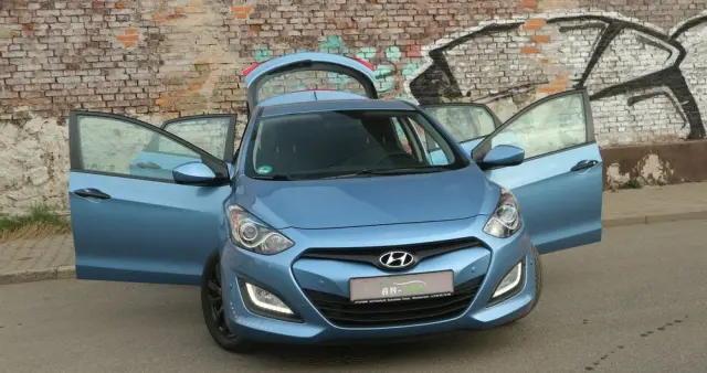 HYUNDAI I30 1.4 Advantage