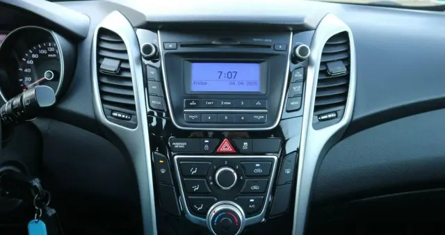 HYUNDAI I30 1.4 Advantage