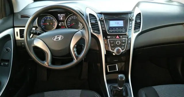 HYUNDAI I30 1.4 Advantage