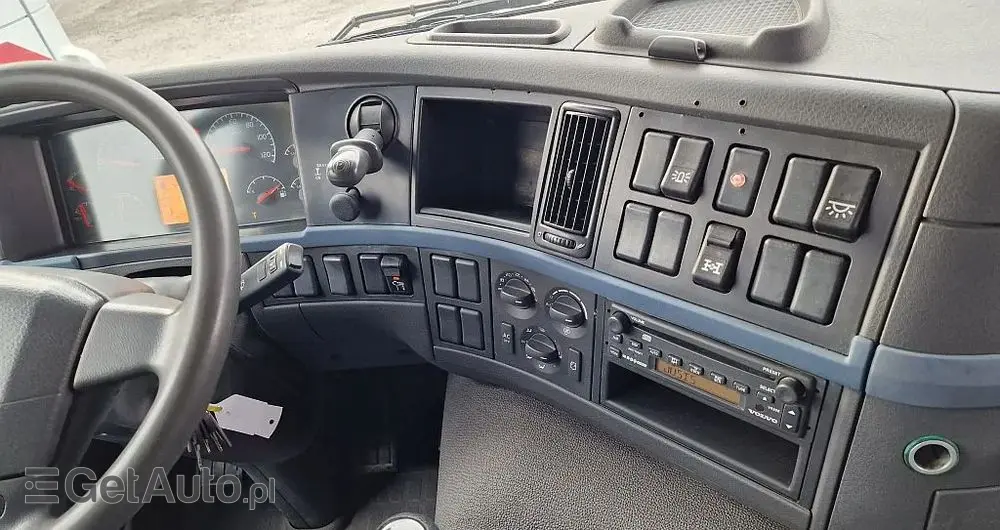 VOLVO FM 440 8x4 Hds/17m/Pilot 