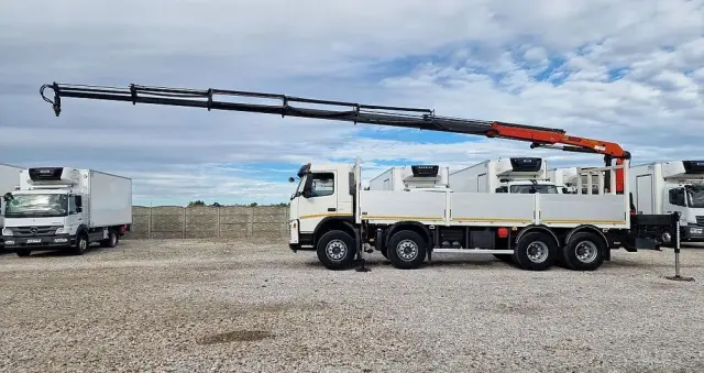 VOLVO FM 440 8x4 Hds/17m/Pilot 