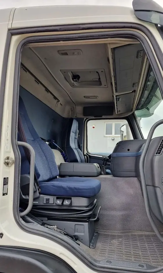 VOLVO FM 440 8x4 Hds/17m/Pilot 