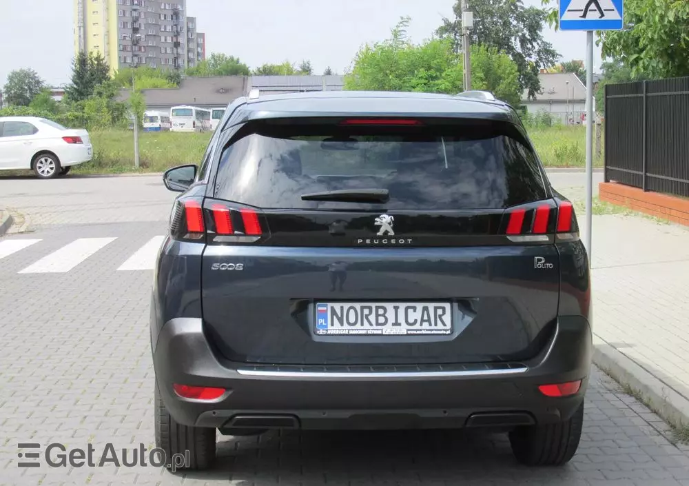 PEUGEOT 5008 1.5 BlueHDi Allure S&S