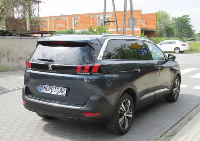 PEUGEOT 5008 1.5 BlueHDi Allure S&S