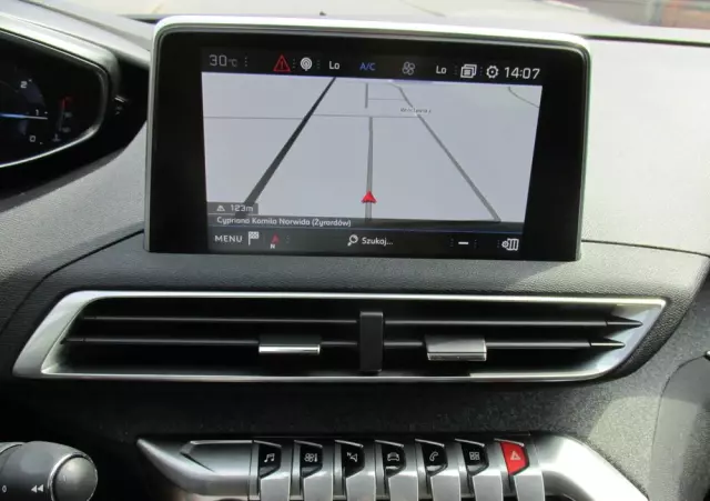 PEUGEOT 5008 1.5 BlueHDi Allure S&S