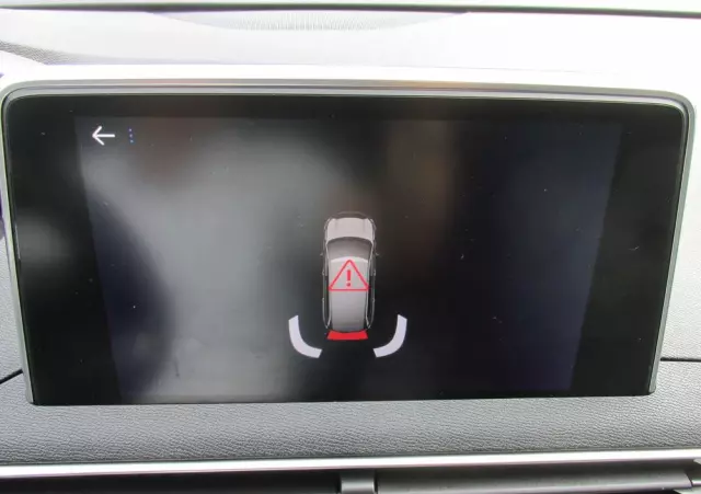 PEUGEOT 5008 1.5 BlueHDi Allure S&S