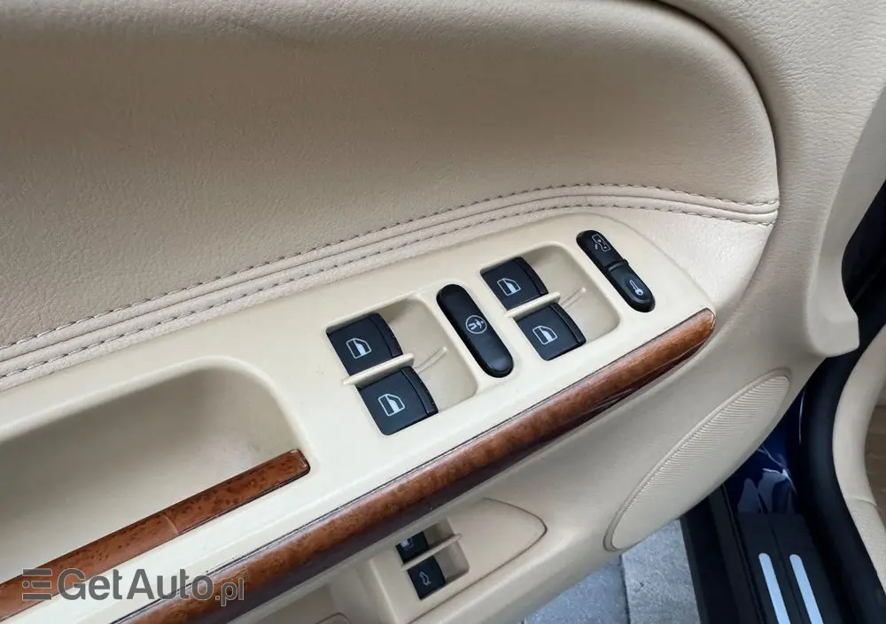 VOLKSWAGEN Passat 2.0 Exclusive
