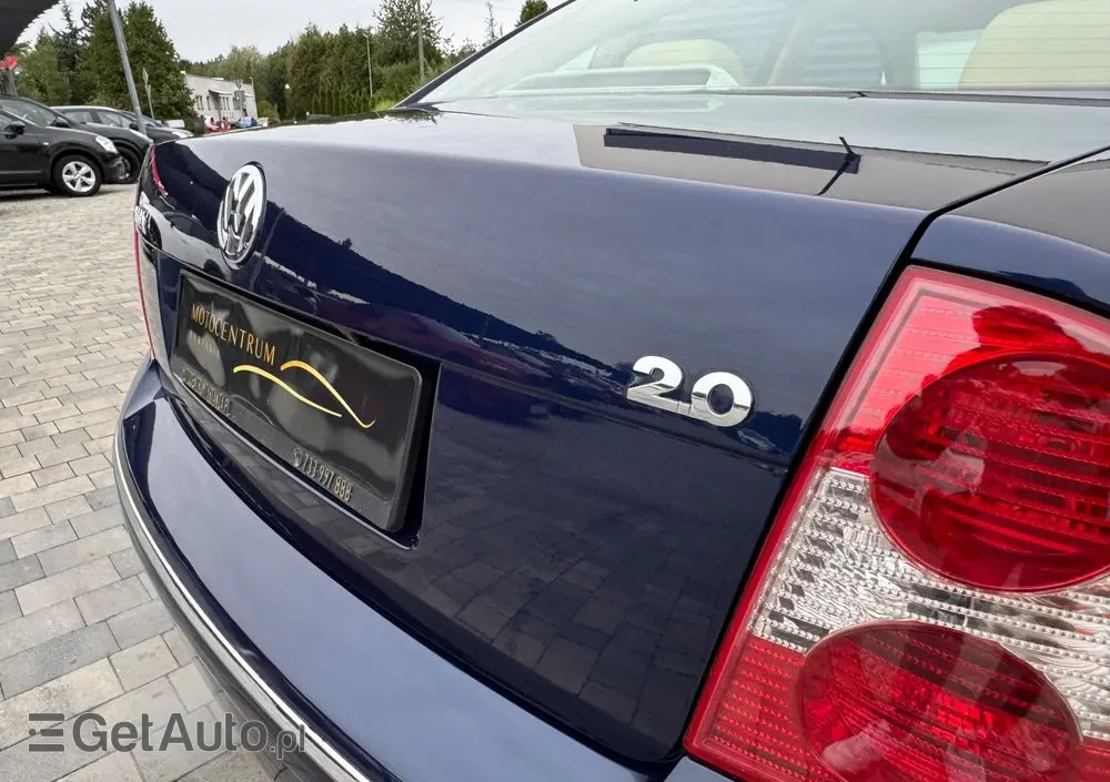 VOLKSWAGEN Passat 2.0 Exclusive