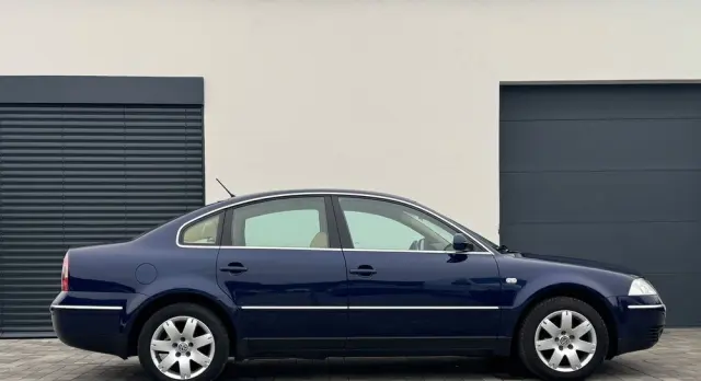 VOLKSWAGEN Passat 2.0 Exclusive