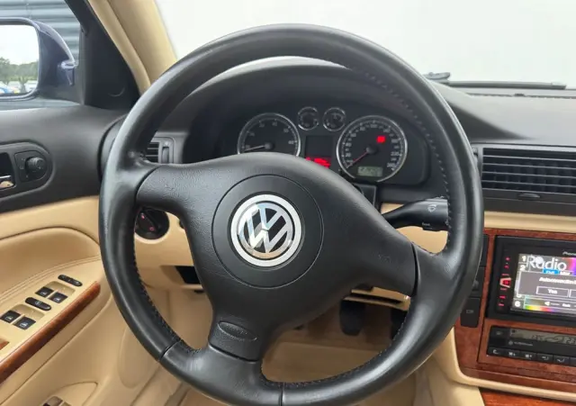 VOLKSWAGEN Passat 2.0 Exclusive