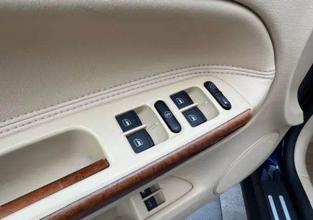 VOLKSWAGEN Passat 2.0 Exclusive