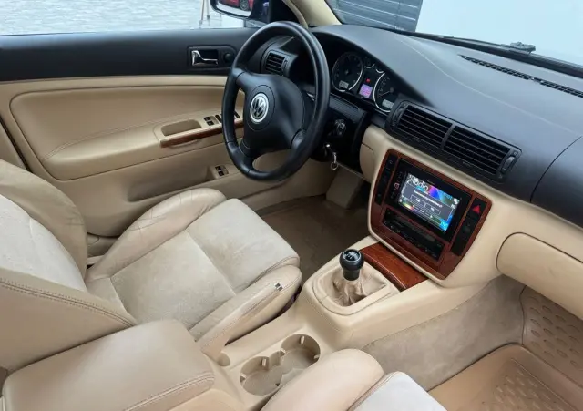 VOLKSWAGEN Passat 2.0 Exclusive