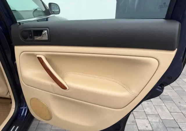 VOLKSWAGEN Passat 2.0 Exclusive