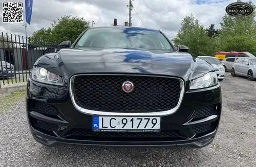 JAGUAR F-Pace 
