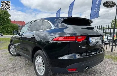 JAGUAR F-Pace 