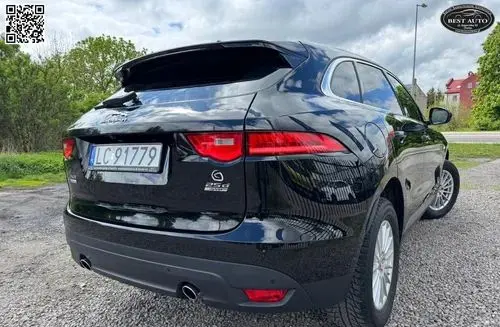 JAGUAR F-Pace 