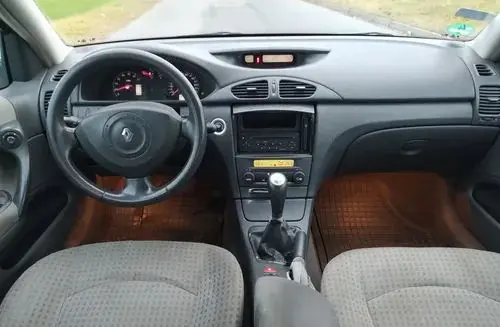 RENAULT Laguna 