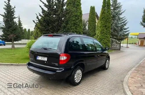 CHRYSLER Voyager 