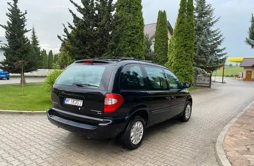 CHRYSLER Voyager 
