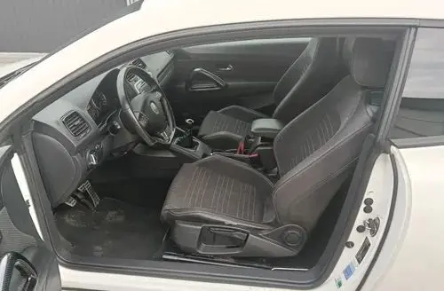 VOLKSWAGEN Scirocco 
