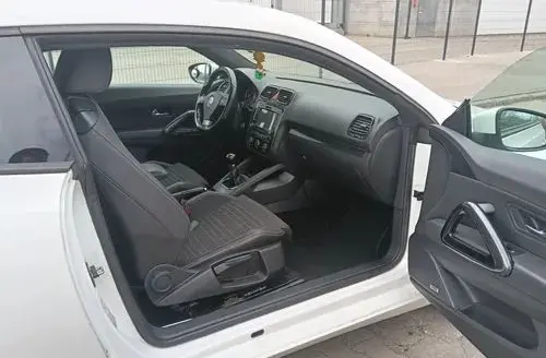 VOLKSWAGEN Scirocco 