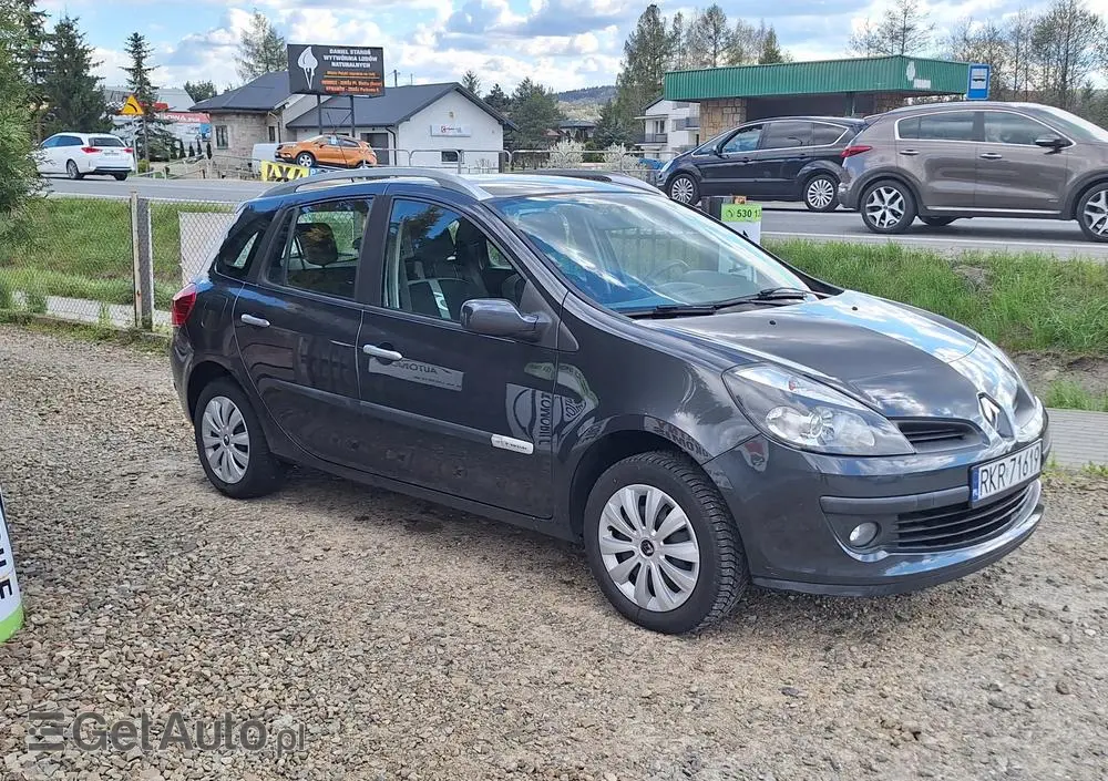RENAULT Clio 1.2 16V Ripcurl