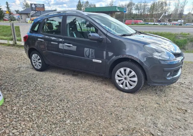 RENAULT Clio 1.2 16V Ripcurl