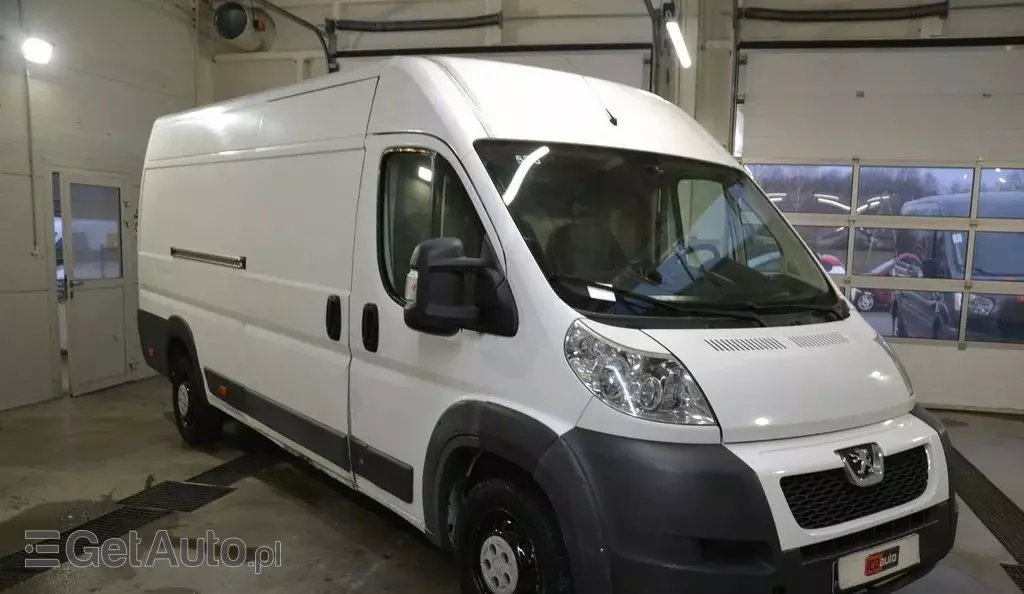 PEUGEOT Boxer 