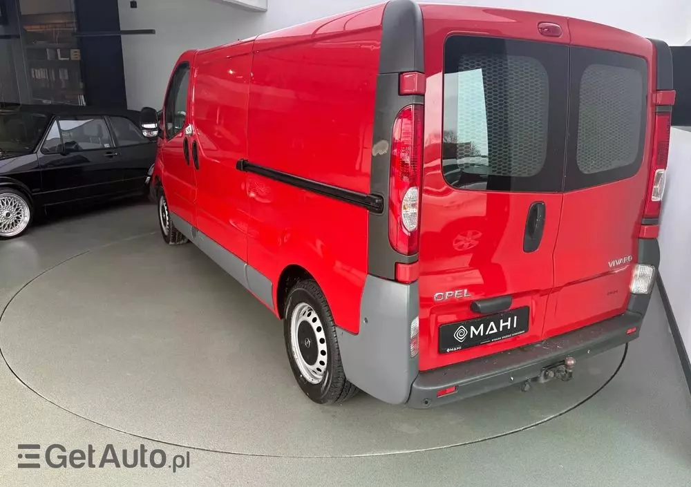 OPEL VIVARO 