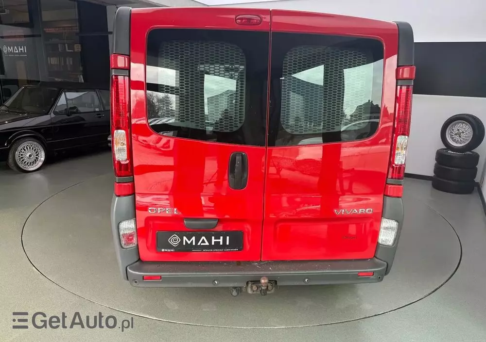 OPEL VIVARO 