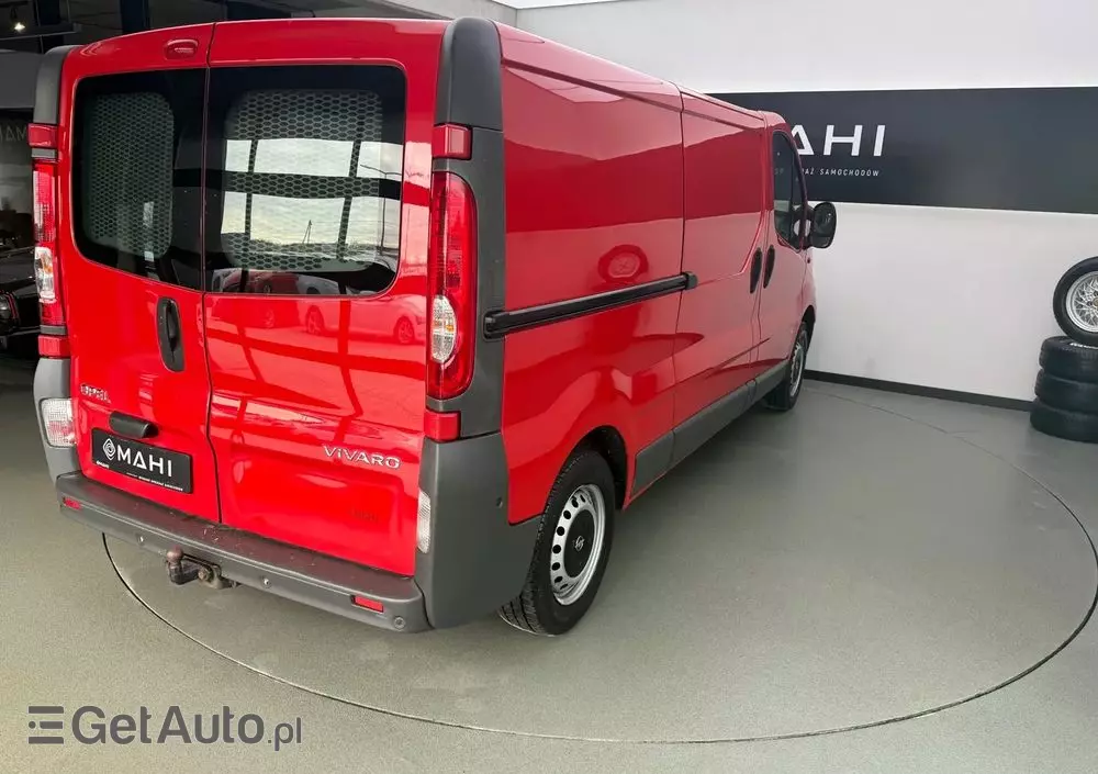 OPEL VIVARO 